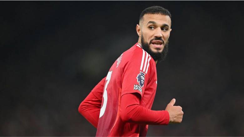 Manchester United frustrated by Morocco over Mazraoui&rsquo;s early AFCON call-up - Ảnh 1