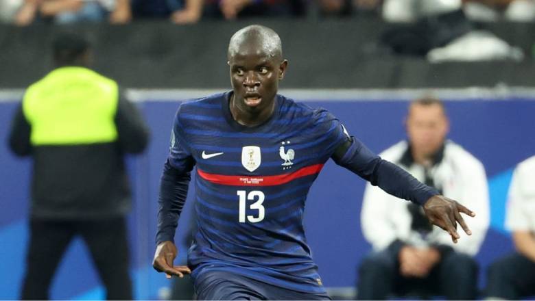 Top 10 most humble football players: Huge respect for Man&eacute; and Kant&eacute;, no Messi on the list  - Ảnh 4