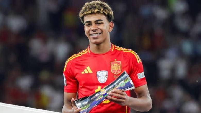 Who is the youngest player to win EURO cup? Ranking the 10 youngest players in EURO history - Ảnh 1