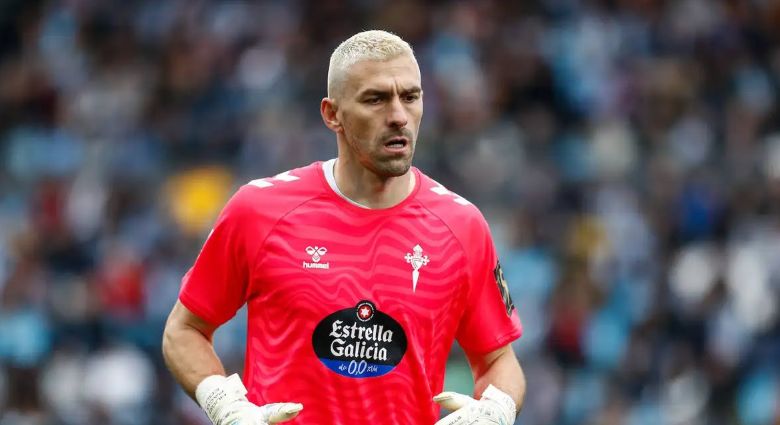 Who is the oldest player in La Liga 2024? A clash of ageless warriors - Ảnh 2