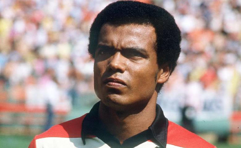 Top 5 best Peru football players in history: No.1 stands out as a national team legend - Ảnh 2